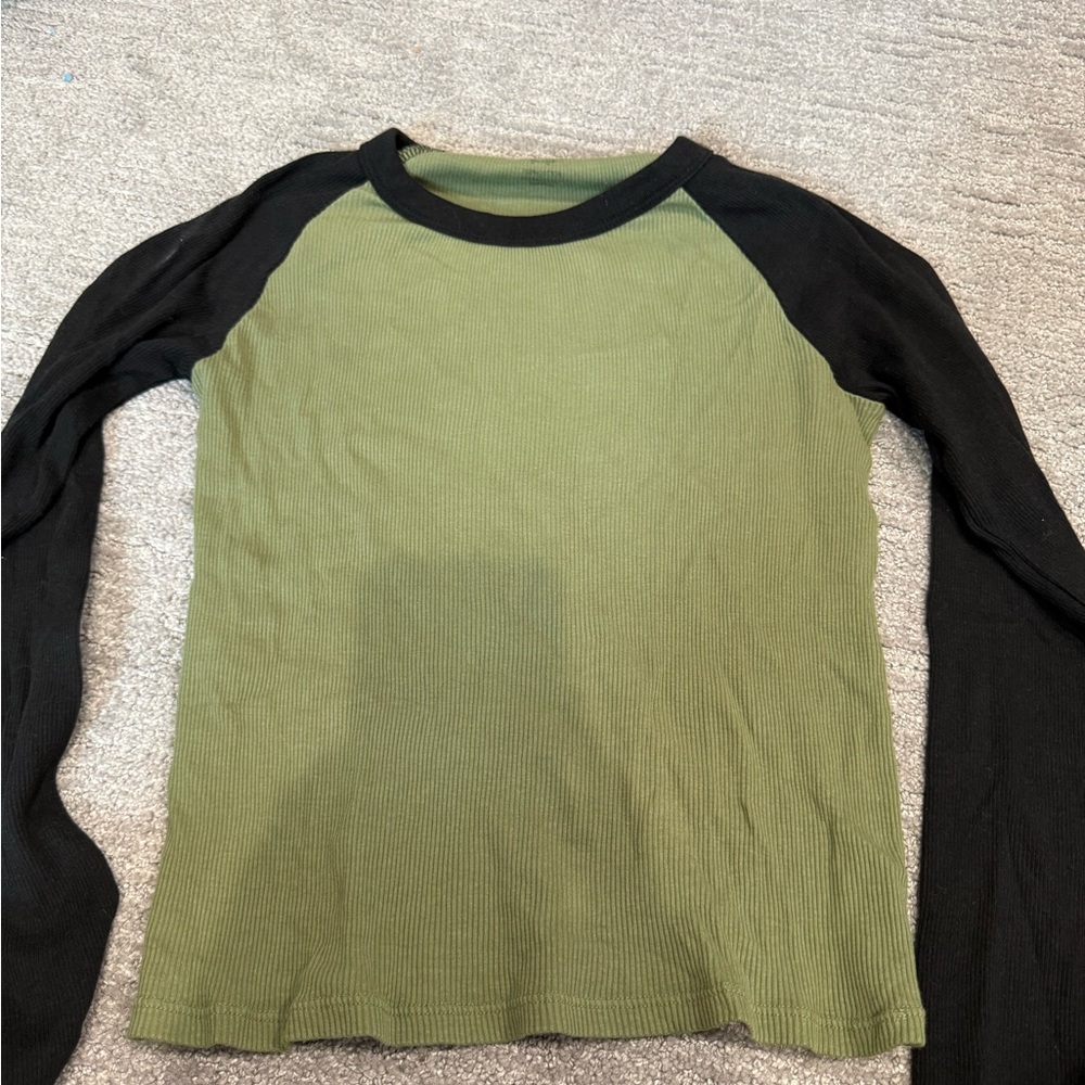 Brandy Melville Green and Black Long Sleeve Tee